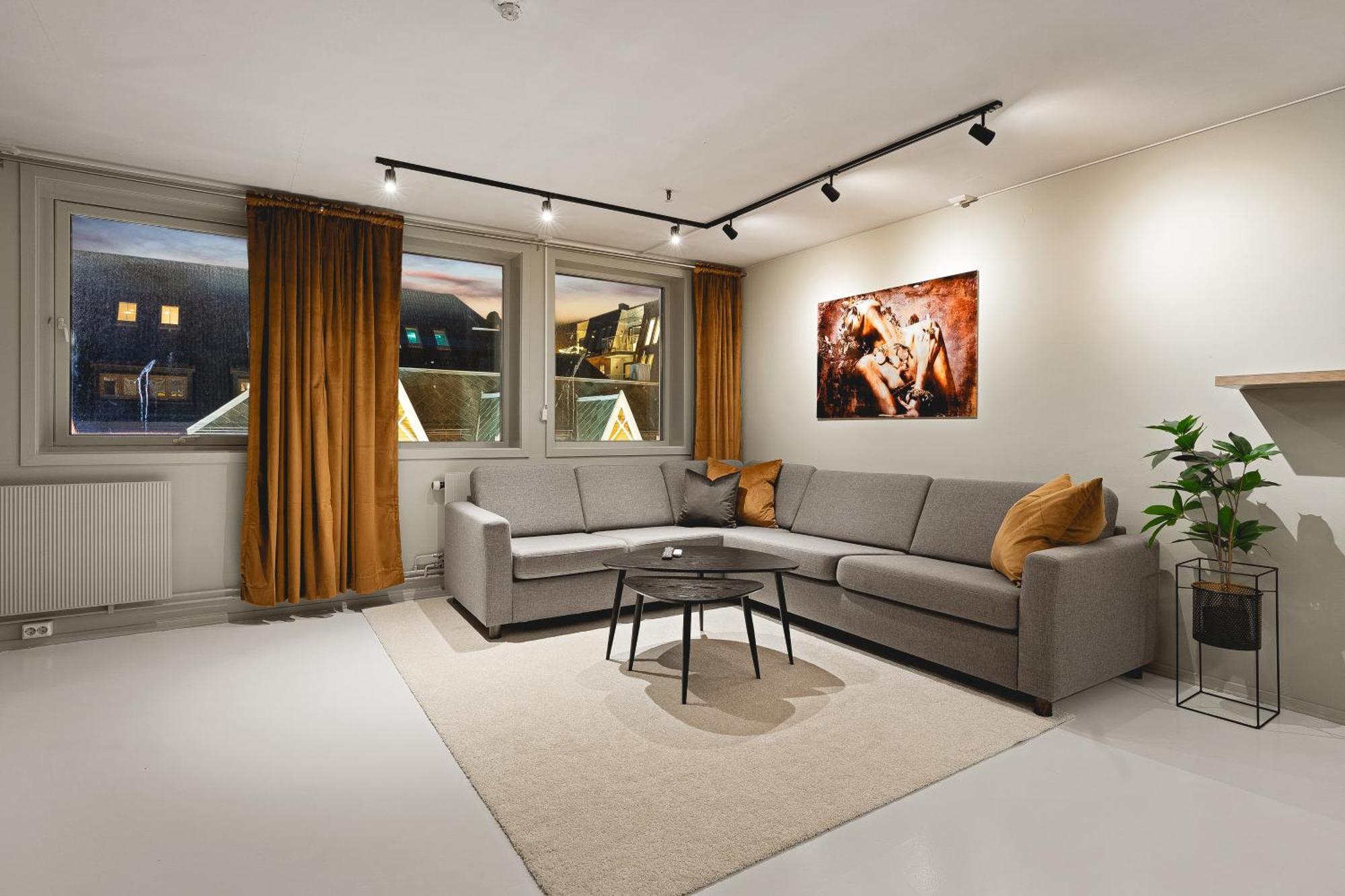 Arctic Homes - Downtown Penthouse Тромсьо Екстериор снимка